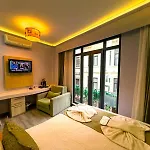 Lejlighedshotel House 1 2*