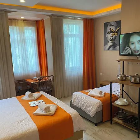 House 1 Apart-hotel 2*