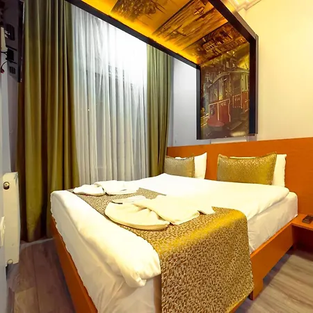 Aparthotel House 1