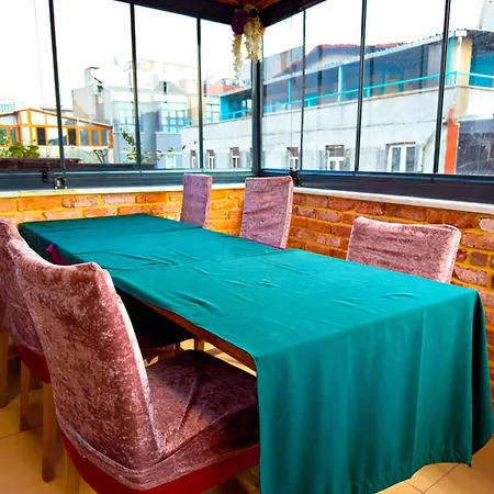 House 1 Apart Otel 2*