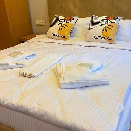 Aparthotel House Hotel 1