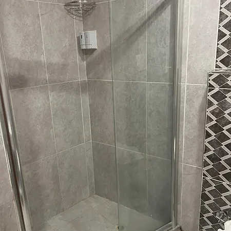 Aparthotel House Hotel 1 *