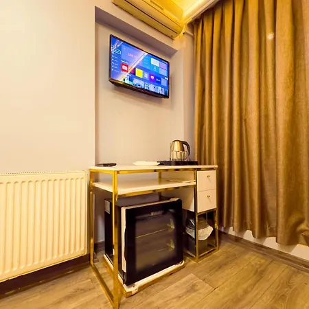House 1 2* Isztambul